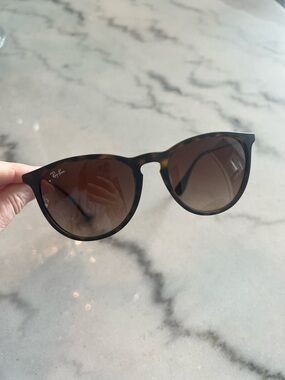 Ray-Ban Tortoiseshell Frame Sunglasses with Brown Gradient Lenses